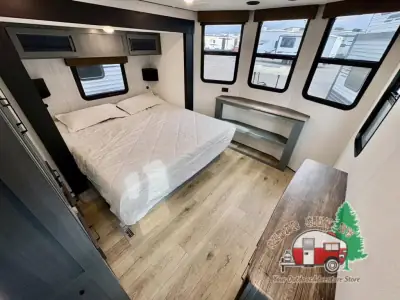 2026 Forest River Puma Vista 420LFT photo 32