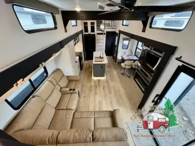 2026 Forest River Puma Vista 420LFT photo 13