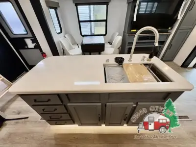 2026 Forest River Puma Vista 420LFT photo 15