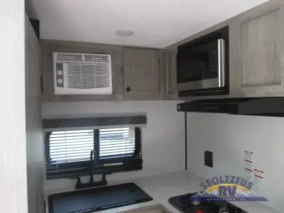 2027 Sunset Park Sun Lite 13MJ photo 6