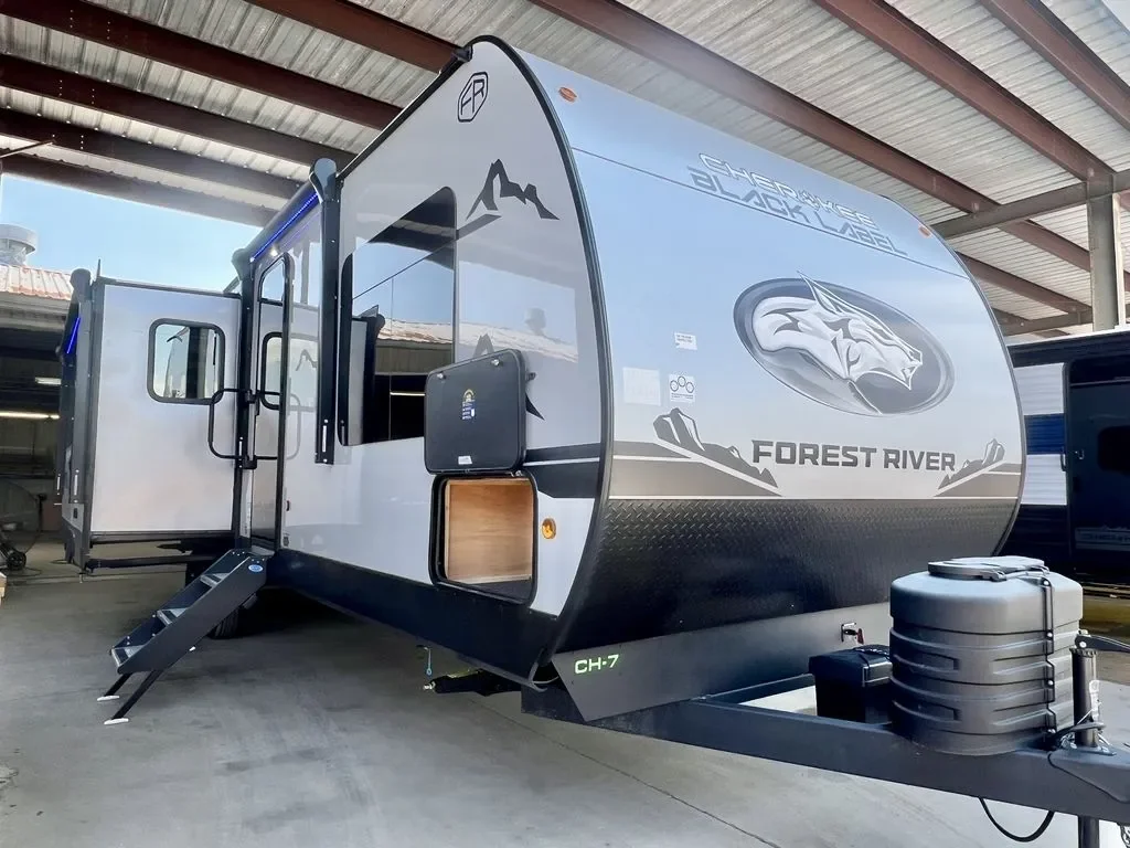 2025 Forest River CHEROKEE WOLF DEN BLACK LABEL 273XLKBL exterior