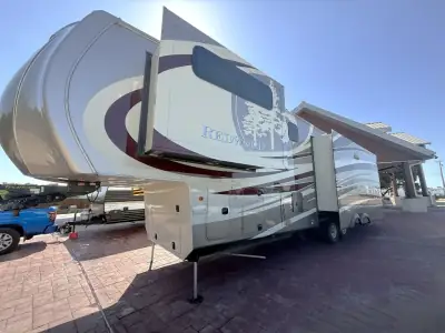 2016 Redwood Redwood 36FB photo 7