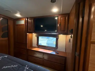 2016 Redwood Redwood 36FB photo 29