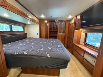 2016 Redwood Redwood 36FB photo 28