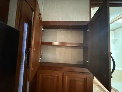 2016 Redwood Redwood 36FB photo 13