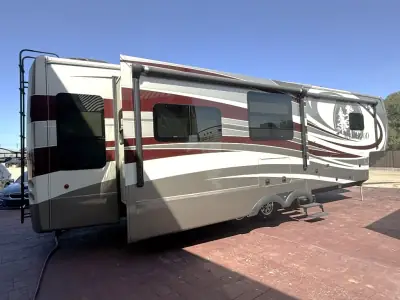 2016 Redwood Redwood 36FB photo 4