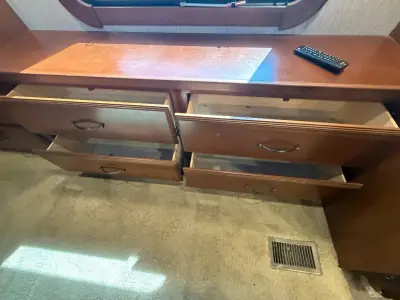 2016 Redwood Redwood 36FB photo 30