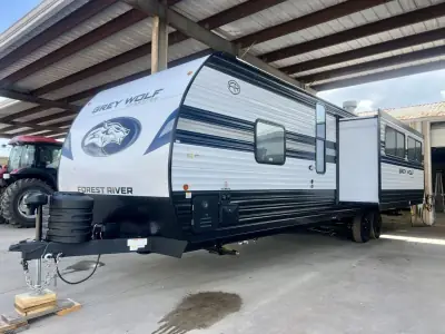 2027 Forest River Cherokee Grey Wolf 29TE photo 2