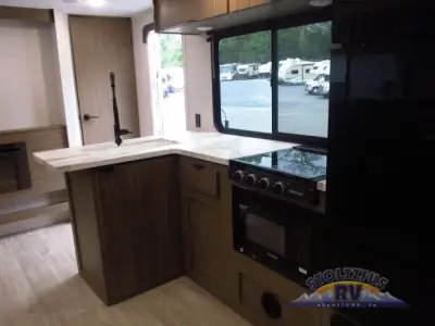 2027 Forest River Salem Cruise Lite 263BHXL photo 8