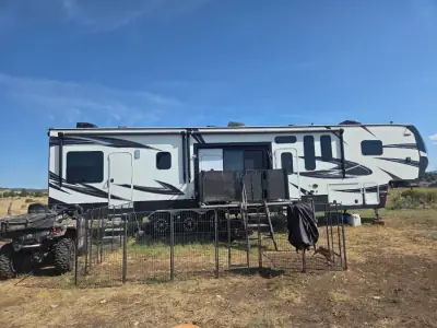 Used 2017 Dutchmen Voltage Epic 4150