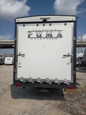 2019 Palomino Puma Unleashed 382THS photo 13