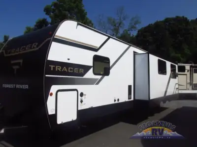 2027 Forest River Tracer 286RL photo 3