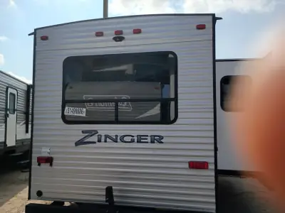 2021 Crossroads Zinger ZR292RE photo 12