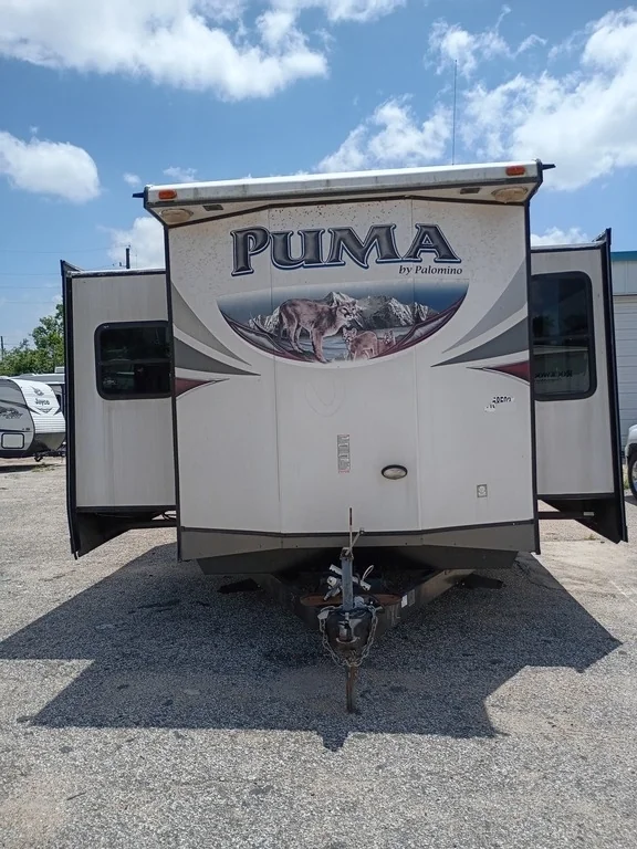 2015 Palomino Puma Park Trailer 39-FKS exterior