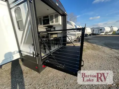 2025 Keystone Bullet 336BBK photo 3