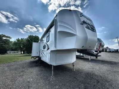 2012 Forest River Cedar Creek SILVERBACK 29RL photo 6