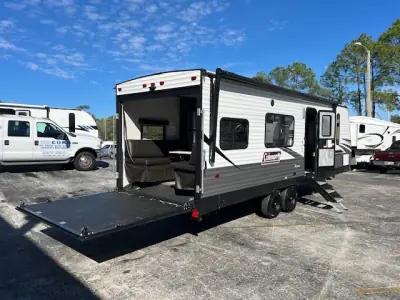 2021 Dutchmen Coleman Lantern 270TQ