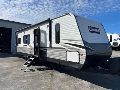 2021 Dutchmen Coleman Lantern 270TQ photo 7