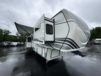 2022 Keystone Keystone MONTANA 3781RL photo 2