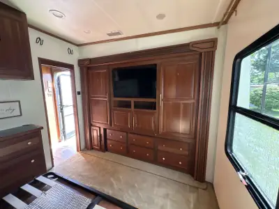 2015 Thor REDWOOD 38FL photo 27