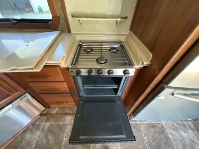 2015 Thor REDWOOD 38FL photo 16