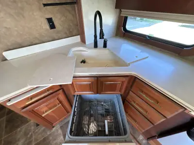 2015 Thor REDWOOD 38FL photo 15