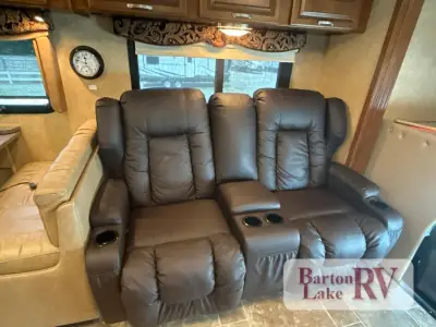 2015 Thor Motor Coach Four Winds Super C 35SK photo 22