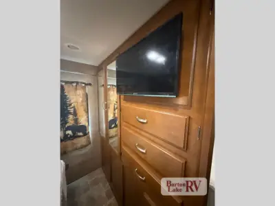 2015 Thor Motor Coach Four Winds Super C 35SK photo 35