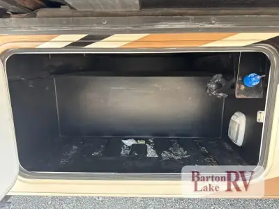 2015 Thor Motor Coach Four Winds Super C 35SK photo 54