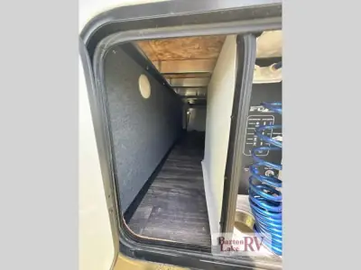 2023 Keystone Fuzion 421 photo 45