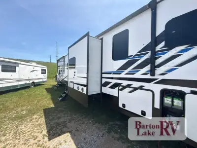 2023 Keystone Fuzion 421 photo 48