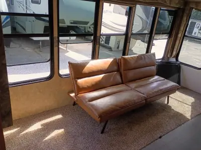 2010 Forest River Sandpiper 356RL photo 6