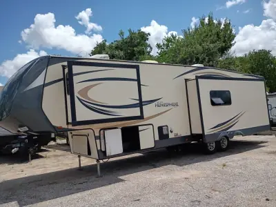 2017 Forest River Salem Hemisphere Lite 346RK photo 2
