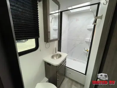 2026 Entegra Coach Vision SE 27ASE photo 23