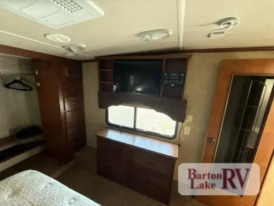 2012 Forest River Cedar Creek 34RLSA photo 40