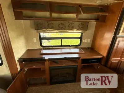 2012 Forest River Cedar Creek 34RLSA photo 9
