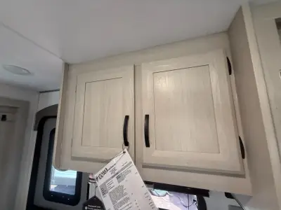 2027 Coachmen Catalina Legacy Edition 273DBHCK photo 34