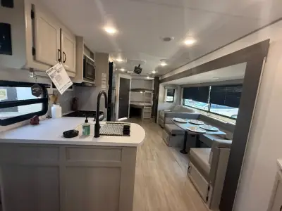 2027 Coachmen Catalina Legacy Edition 273DBHCK photo 22