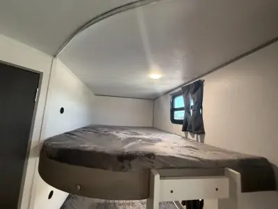 2027 Coachmen Catalina Legacy Edition 273DBHCK photo 47