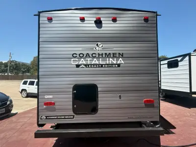 2027 Coachmen Catalina Legacy Edition 273DBHCK photo 5