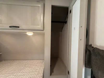 2027 Coachmen Catalina Legacy Edition 273DBHCK photo 16