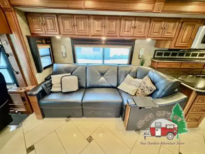 2013 Itasca Ellipse 42QD photo 17