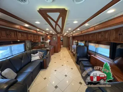 2013 Itasca Ellipse 42QD photo 7