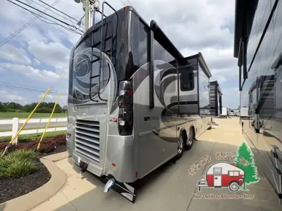 2013 Itasca Ellipse 42QD photo 6