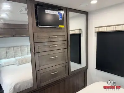 2026 Entegra Coach Esteem 29V photo 29