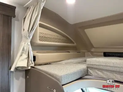 2026 Entegra Coach Esteem 29V photo 13