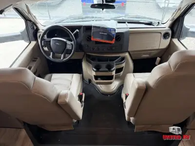 2026 Entegra Coach Esteem 29V photo 10
