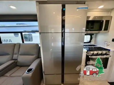 2026 Coachmen Chaparral 298RLS photo 21