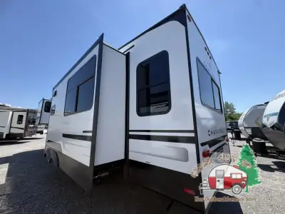 2026 Coachmen Chaparral 298RLS photo 9