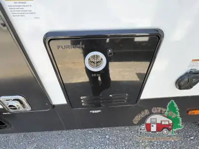 2026 Coachmen Chaparral 298RLS photo 8